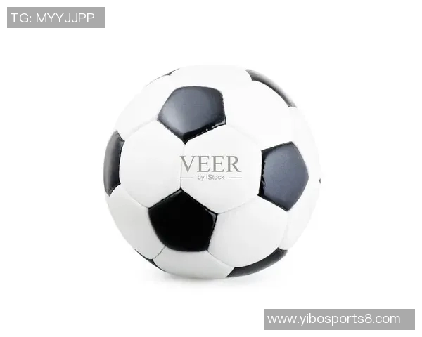 足球的形状是圆的，探讨其对比赛和运动员表现的影响与意义